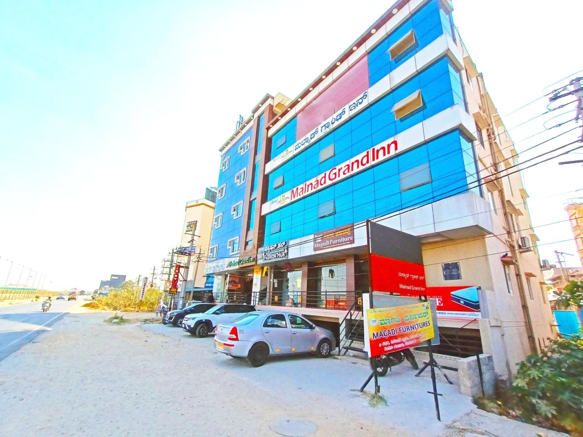 Hotel Malnad Grand Inn Kumbalgod Buitenkant foto