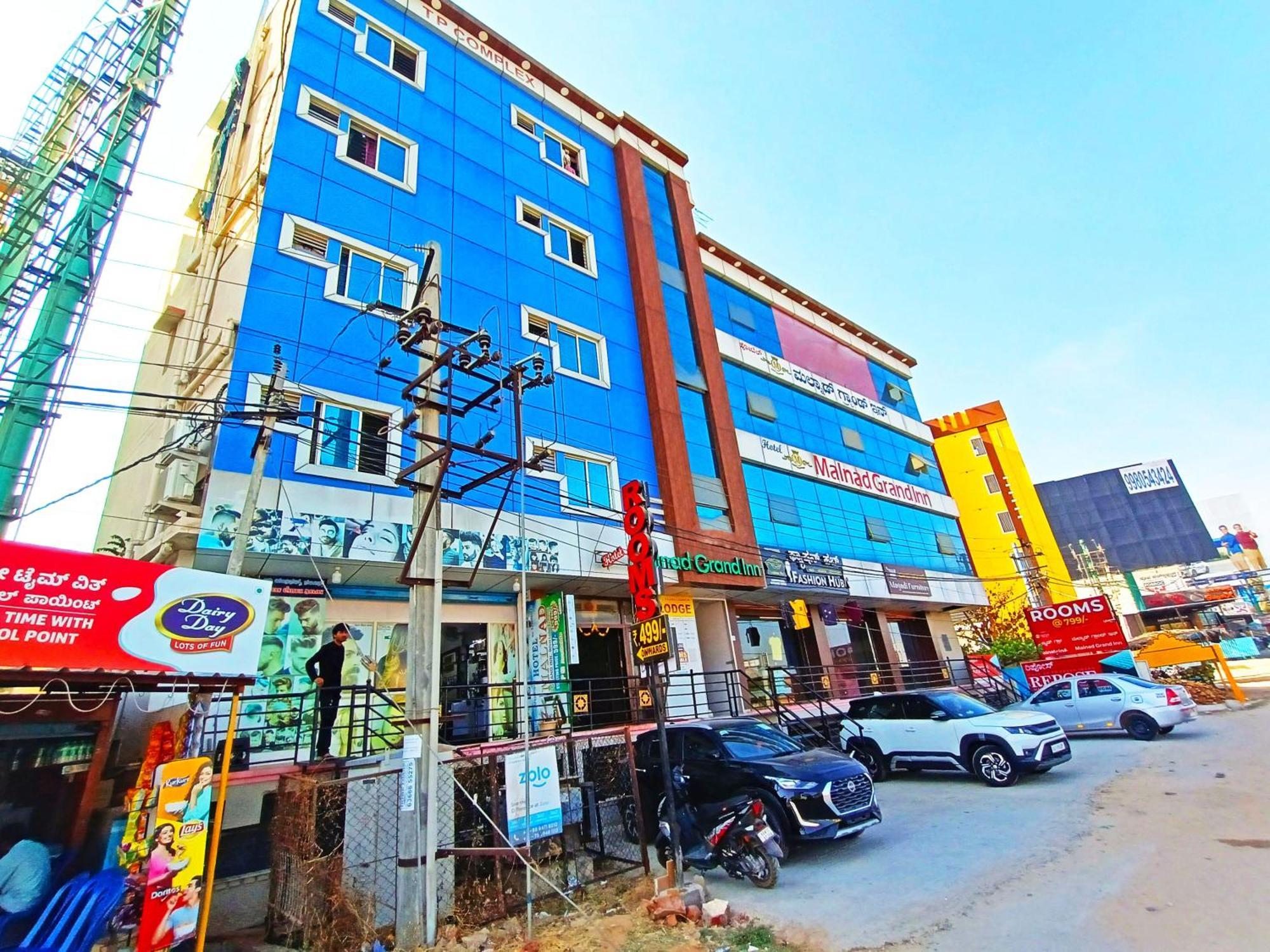 Hotel Malnad Grand Inn Kumbalgod Buitenkant foto