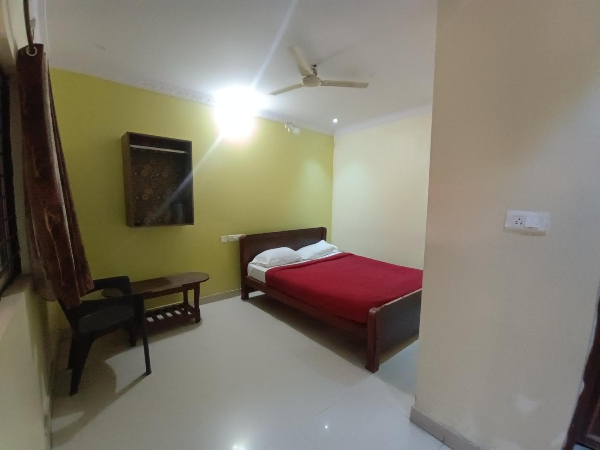 Hotel Malnad Grand Inn Kumbalgod Buitenkant foto