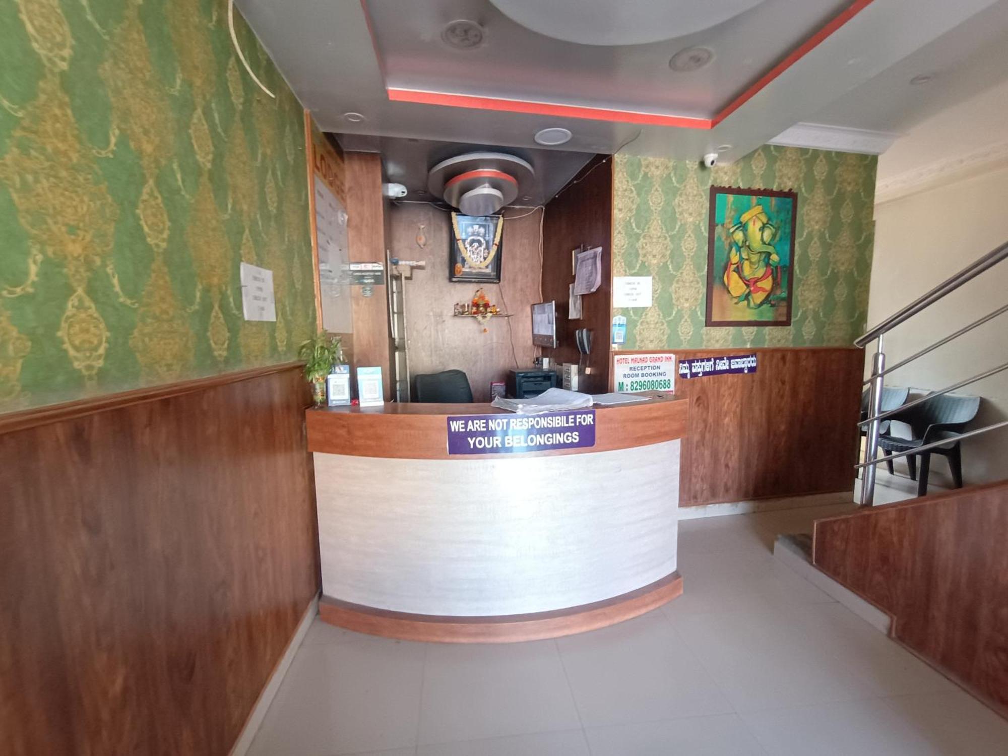Hotel Malnad Grand Inn Kumbalgod Buitenkant foto