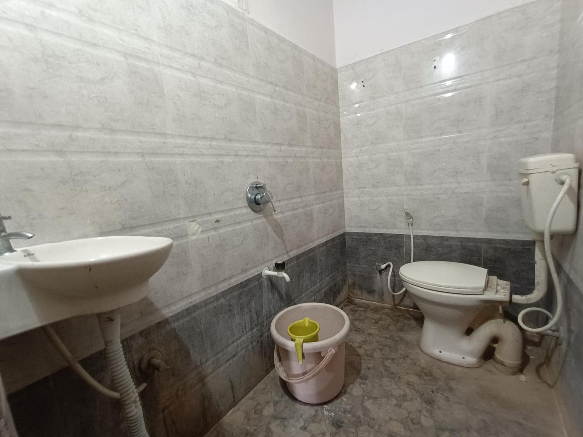 Hotel Malnad Grand Inn Kumbalgod Buitenkant foto